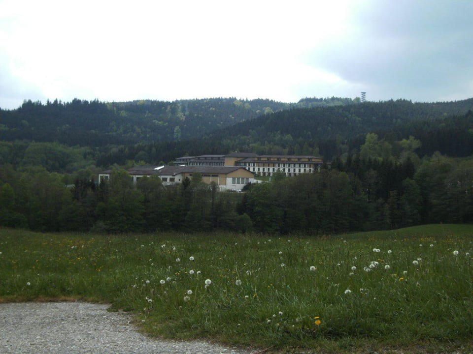 Von der anderen Talseite aufgenommen Aldiana Club Ampflwang