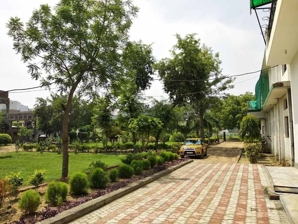 Gartenanlage The Radiance Suites & Apartments