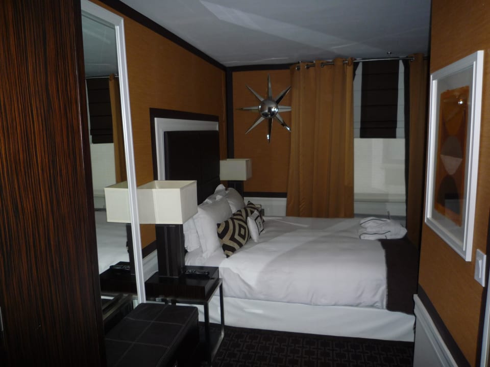 Blick ins Zimmer Hotel The Empire