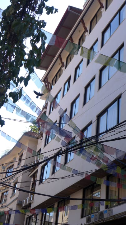 Das neue Haus gegenüber Hotel Holy Himalaya