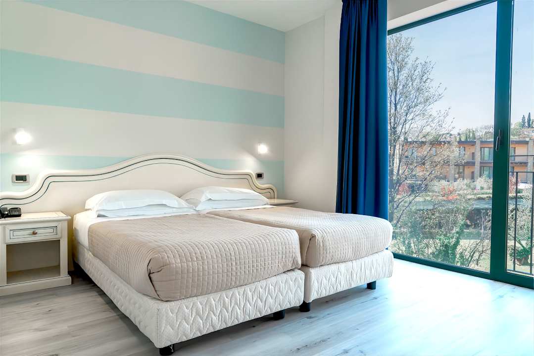 Zimmer AHG Riva del Sole Moniga