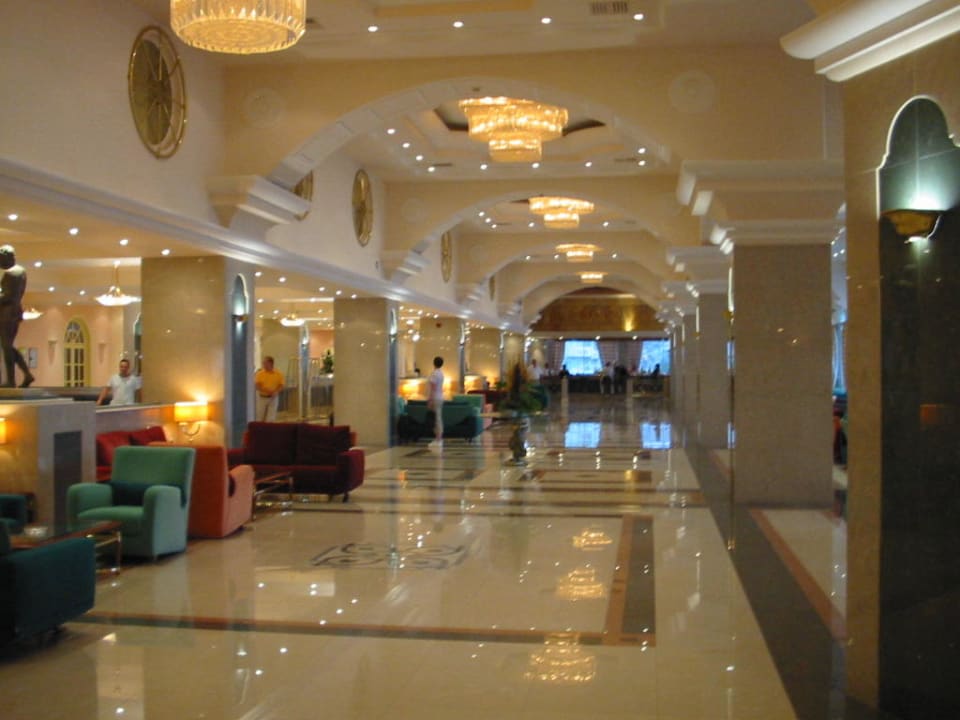 Rezeption mit Umfeld im Palladium Rodos Palladium Leisure & Wellness