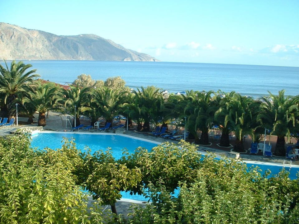 Ausblick aus dem Zimmer mit Poolansicht Hotel Mare Monte Beach