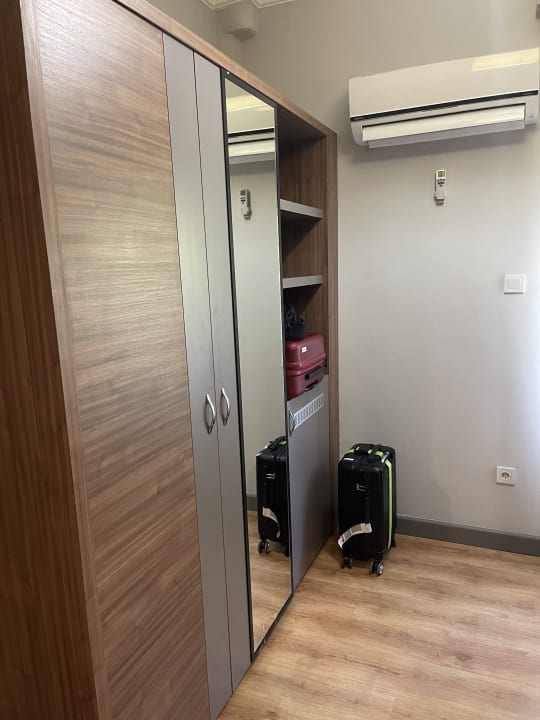 Zimmer Side Village Hotel