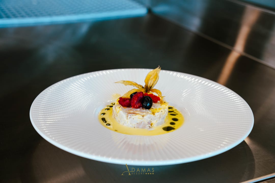 Gastro Adamas Resort & Hotel