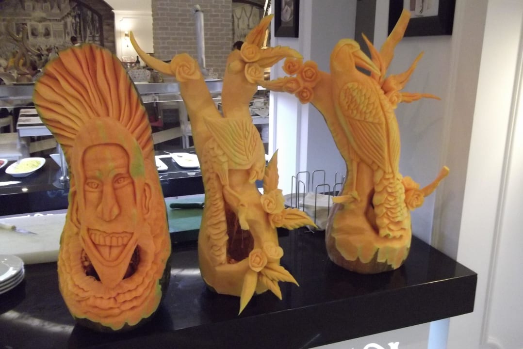 Kürbisschnitzereien Hotel Delphin Imperial