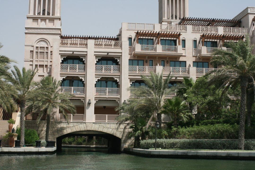 Außenansicht Wasserweg & Al Qasr Jumeirah Al Qasr