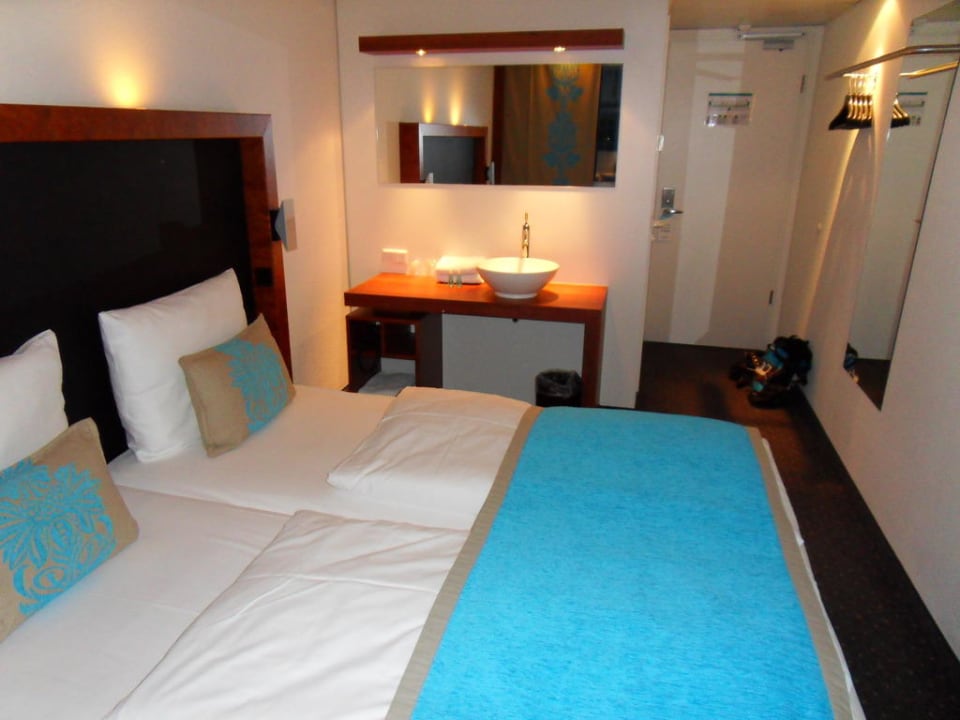 Zimmer Motel One Hamburg-Altona