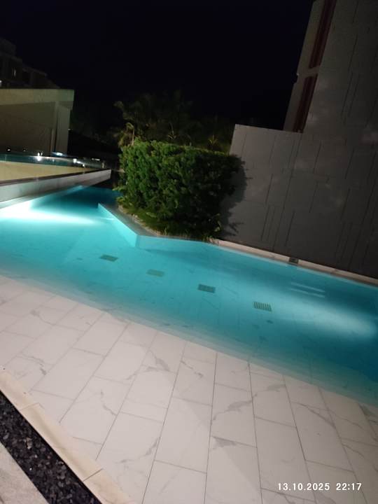 Pool La Vela Khao Lak