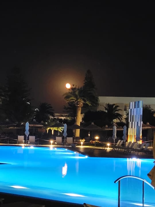 Pool Anissa Beach & Village