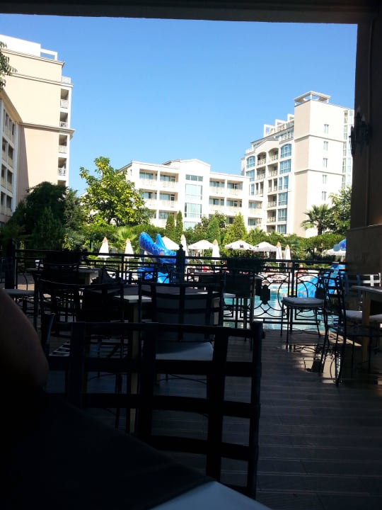 Auf der Terrasse am Pool Alba Sunny Beach