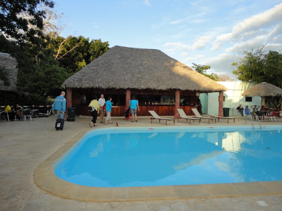 Außenpool Hotel Los Caneyes