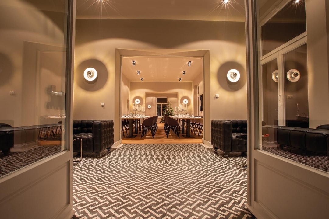 Sonstiges Villa Glanzstoff