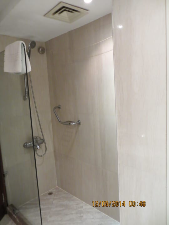 Dusche SUNRISE Holidays Resort (Adults Only)