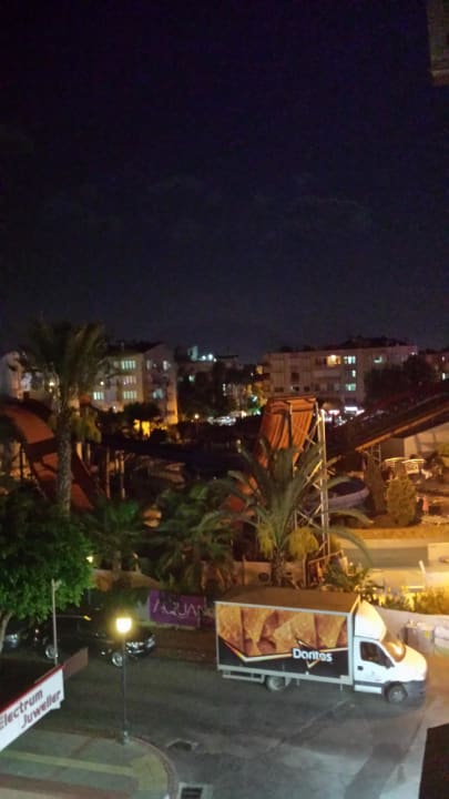 Aqua Park vorm Hotel  Hotel Aslan City Kleopatra