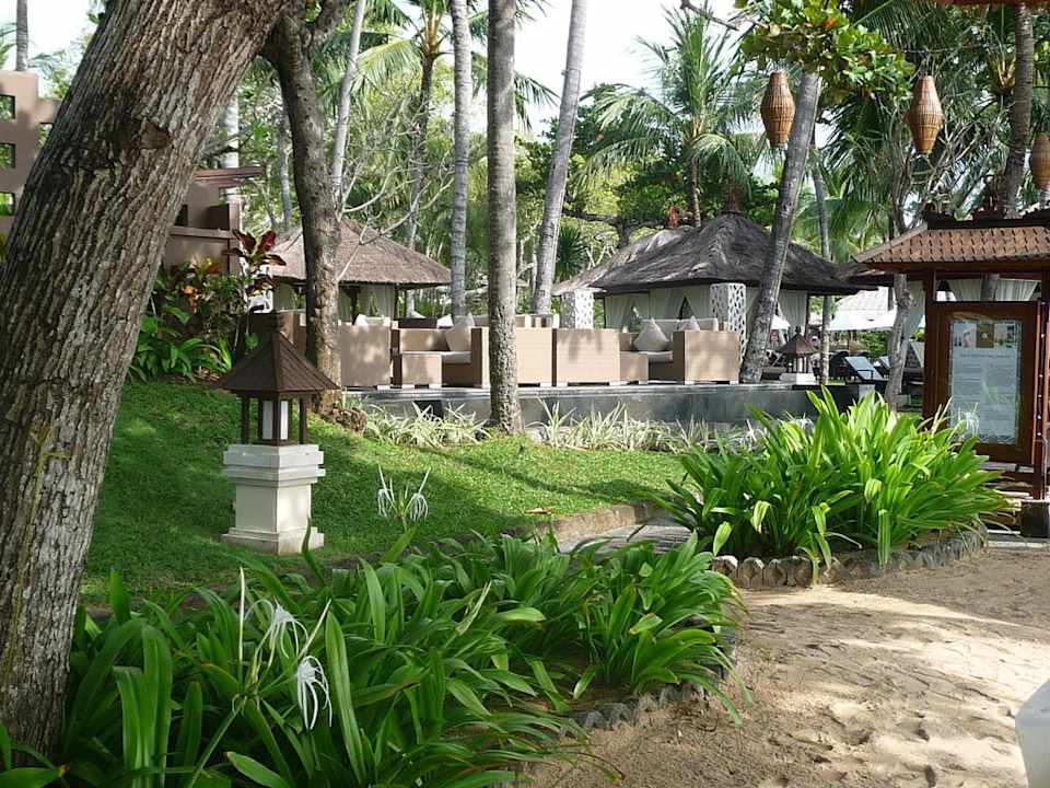 Hotel vom Strand her gesehen The Laguna A Luxury Collection Resort & Spa