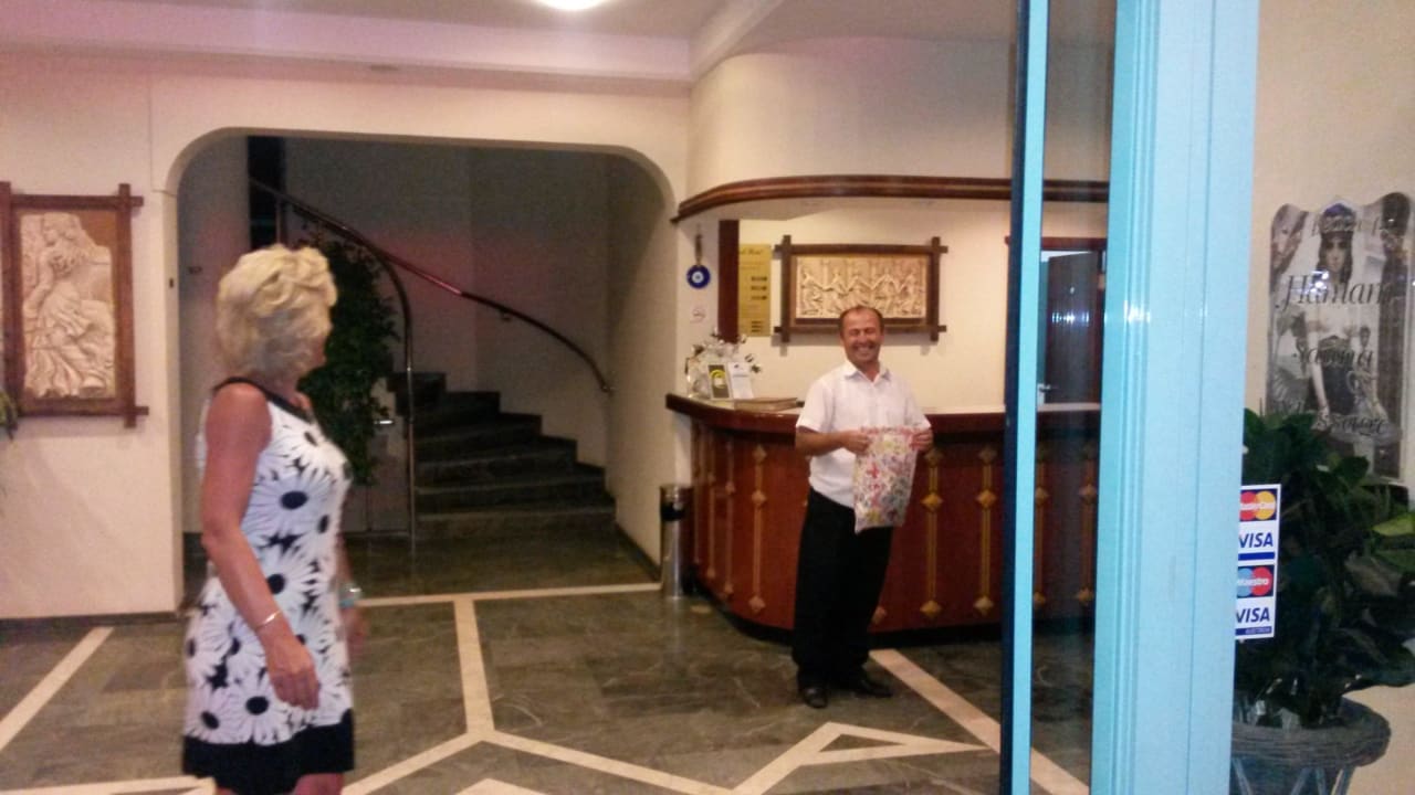 Hoteleingang Side Bay Hotel