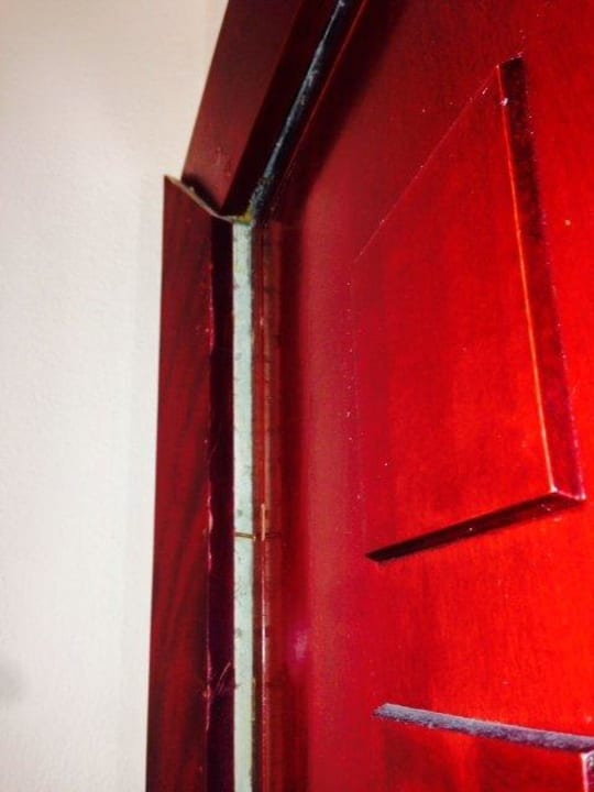 Aus den Zargen fliegt der Dreck uns Staub raus.  Aldiana Club Andalusien