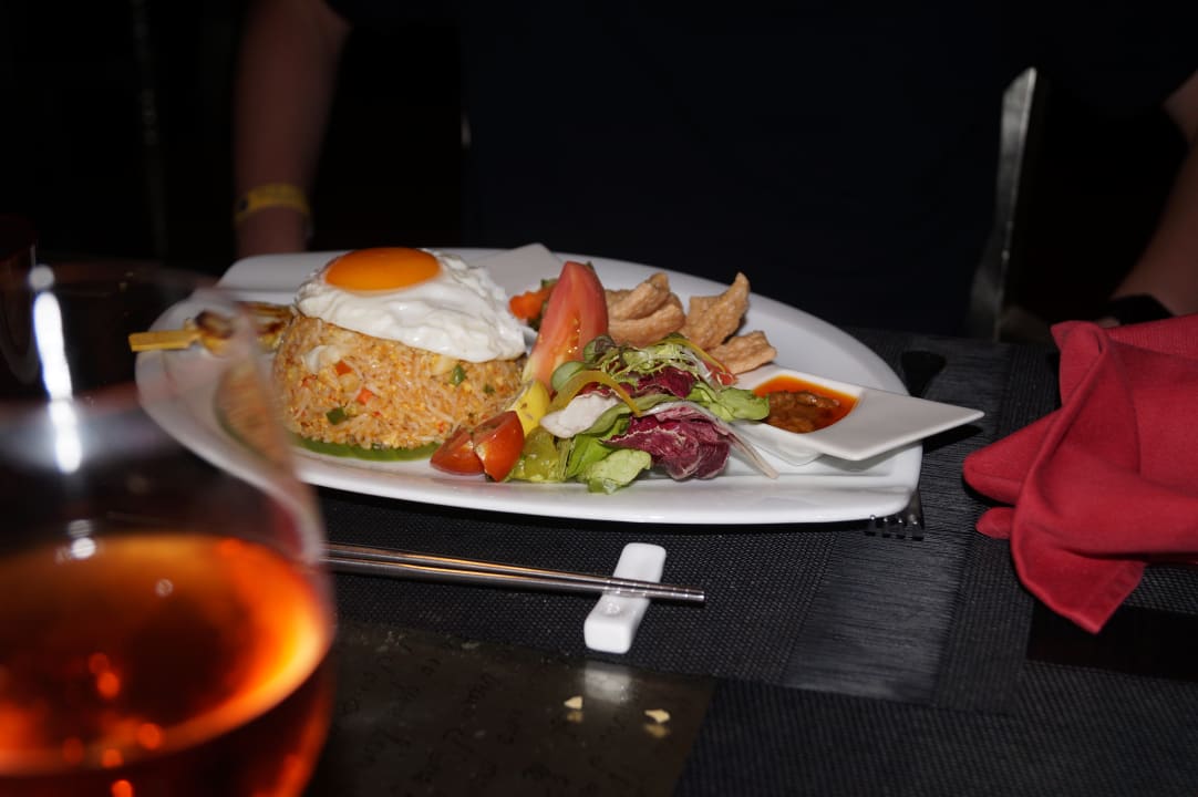 Gastro Miramar Al Aqah Beach Resort