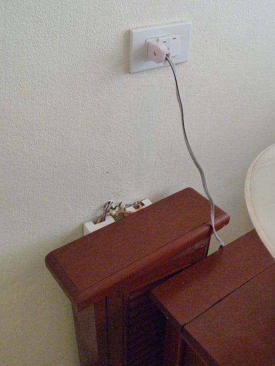 Achtung Stromschlaggefahr Hotel Pon Arena