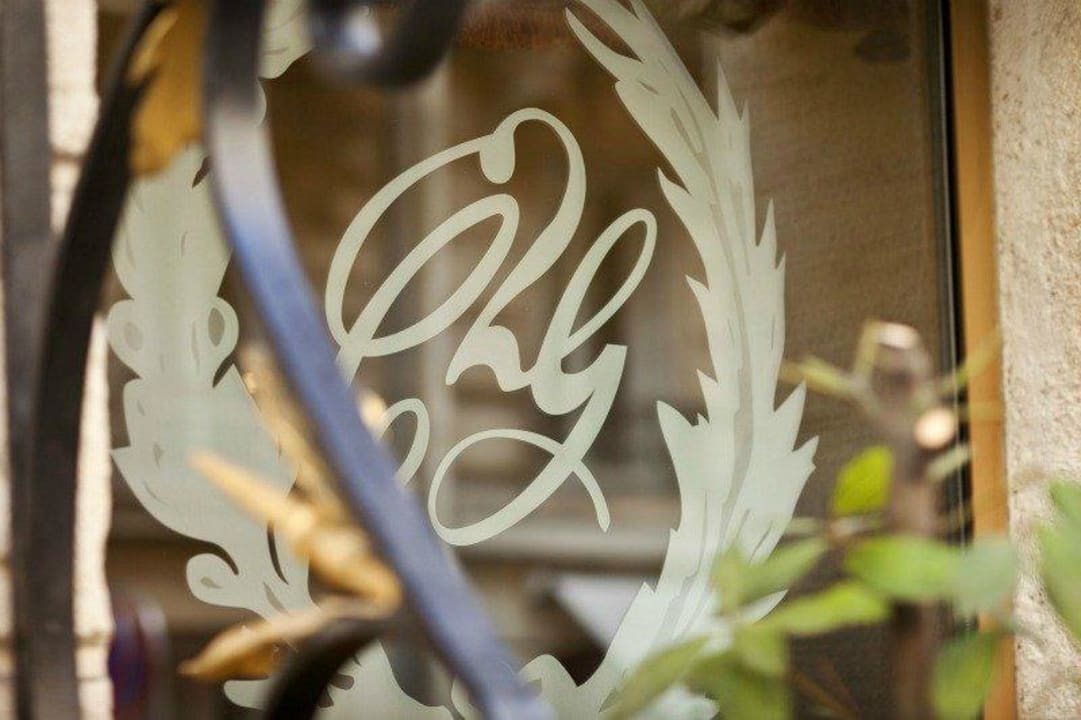 Exterior view Hotel Kleber Champs Elysees Tour Eiffel Paris