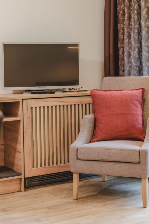 Zimmer ALPINE Appartement 208 by globboard