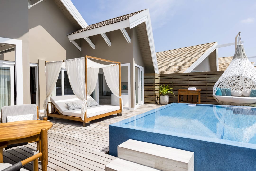 Temptation Pool Water Villa LUX South Ari Atoll