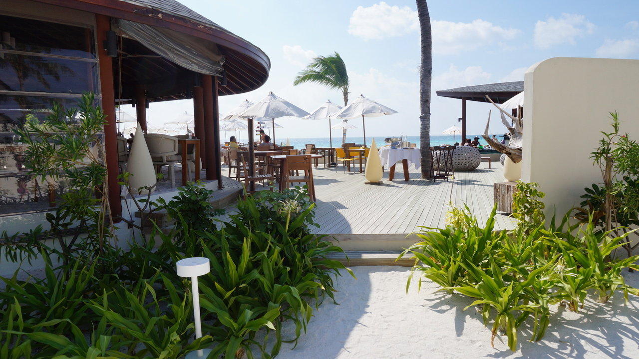 Italienisches Restaurant / Poolbar Centara Ras Fushi Resort & Spa Maldives