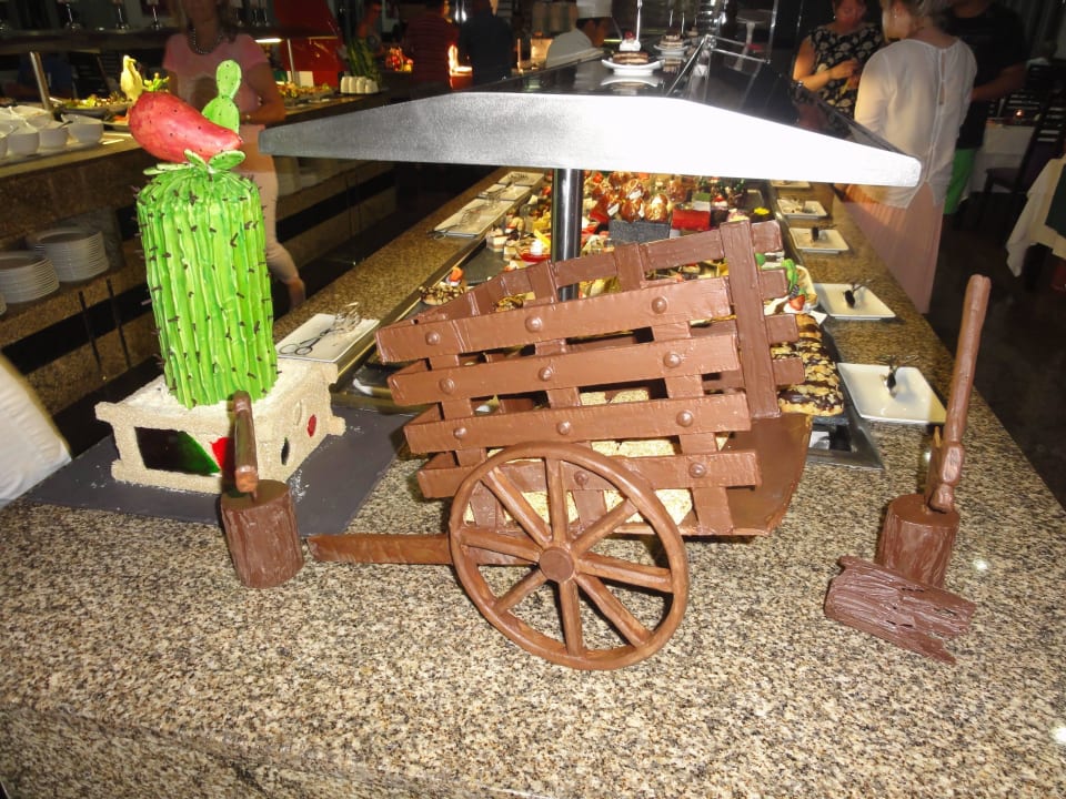 Schokoladige-Deko  Hotel Riu Palace Mexico