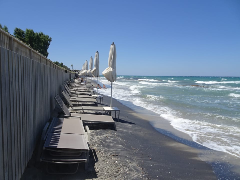 Strand Neptune Luxury Resort