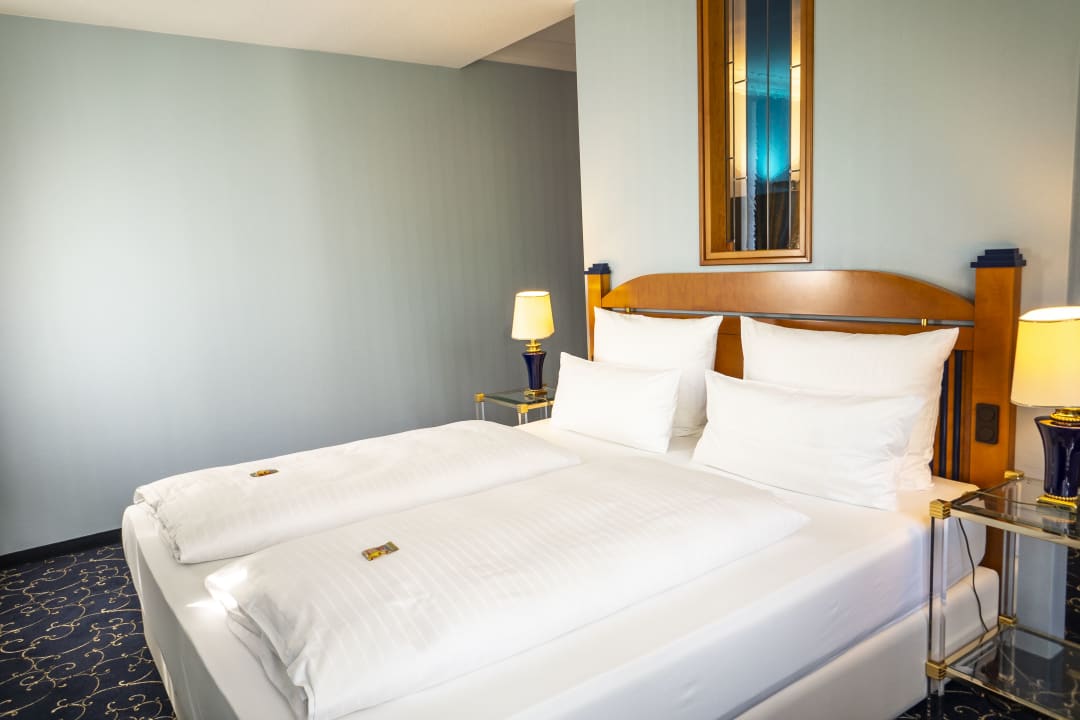 Zimmer Atomis Hotel Munich Airport by Mercure