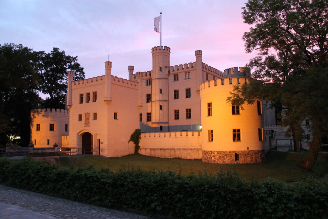 Von vorne Hotel Jagdschloss Letzlingen