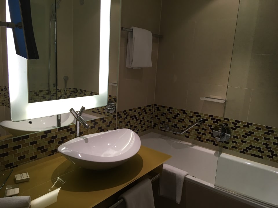 Zimmer Hilton Frankfurt Airport