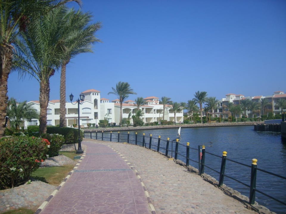 Wassserweg zum Strand Pickalbatros Dana Beach Resort - Hurghada