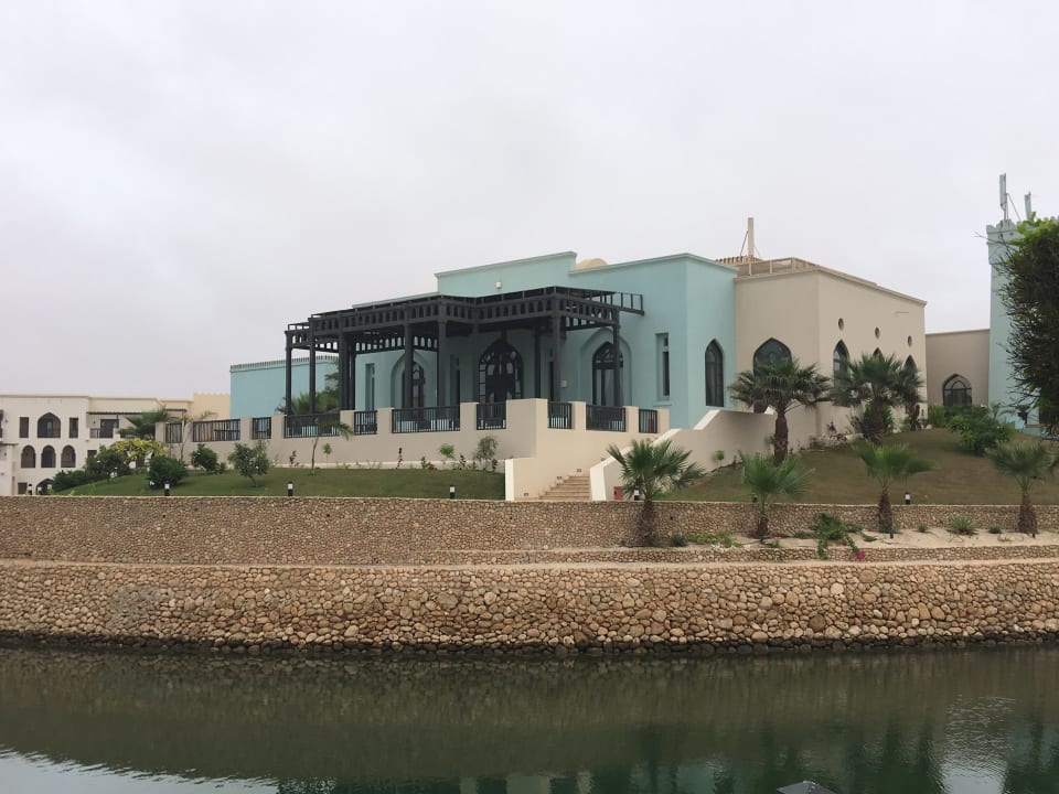 Lobby Salalah Rotana Resort