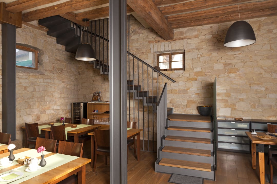 Frühstücksraum, Aufgang zu den Zimmern Gästehaus Rieslinghof