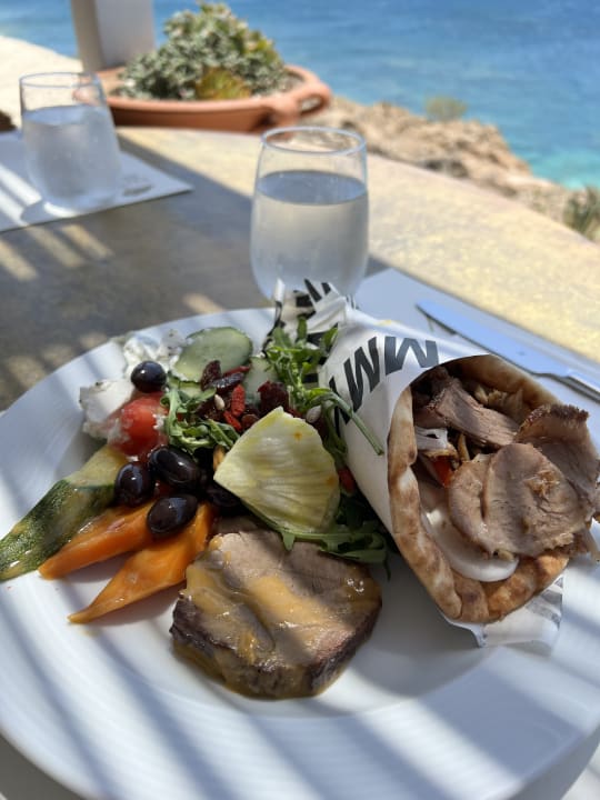 Gastro Kakkos Beach Hotel