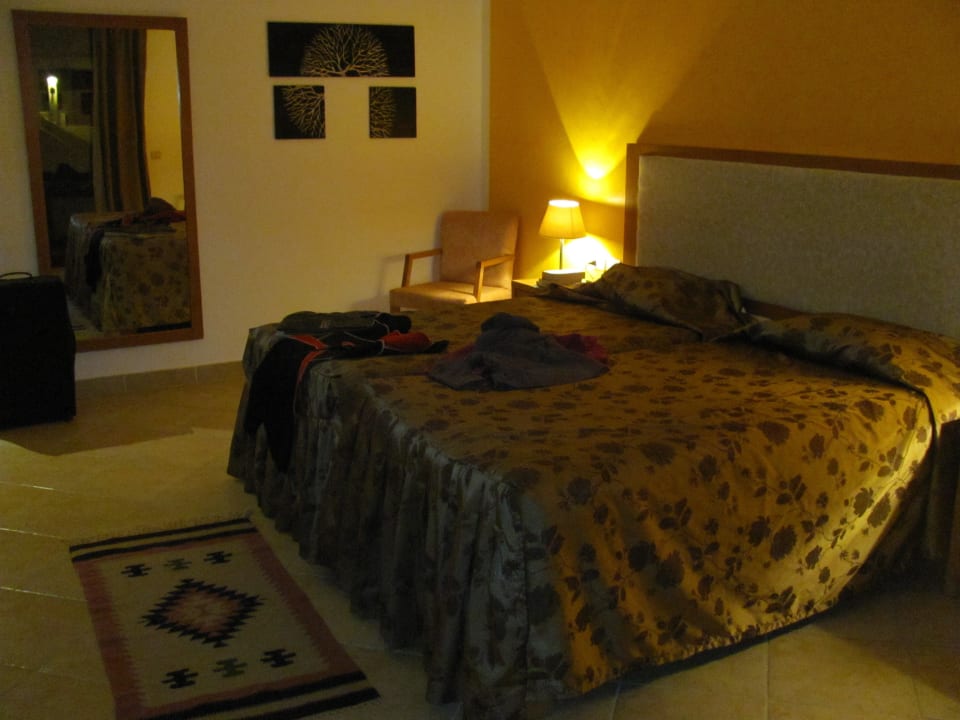 Der Gast entscheidet ob er neues Bettzeug bekommt Hotel Gorgonia Beach Resort