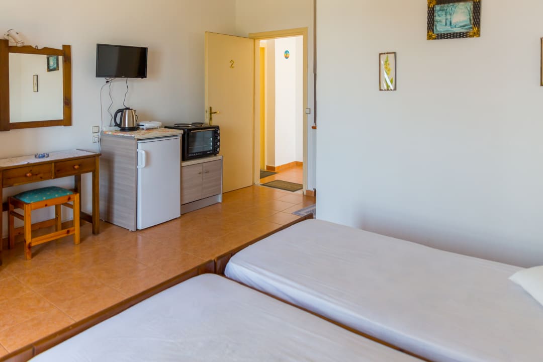 Zimmer George Apartments Stegna