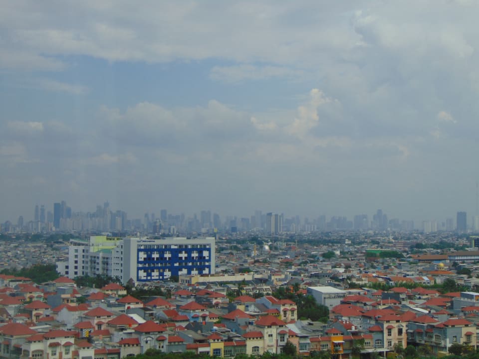 Ausblick Hilton Garden Inn Jakarta Taman Palem