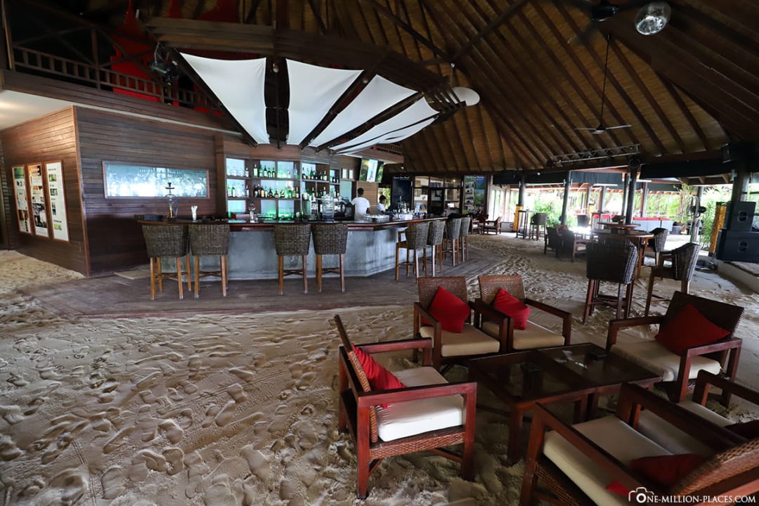 Hauptbar ROBINSON MALDIVES