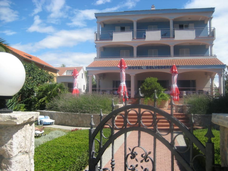 Außenansicht Hotel Belvedere