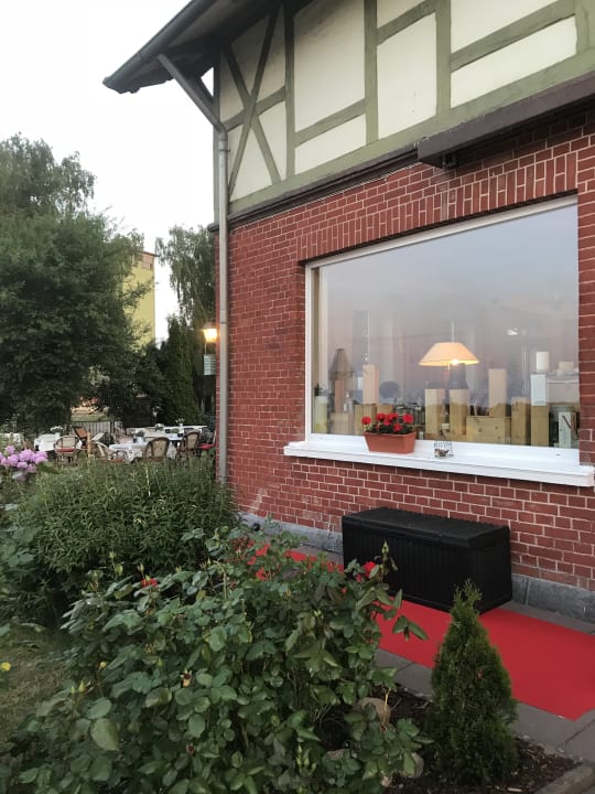 Gartenanlage Elbhotel am Hafen