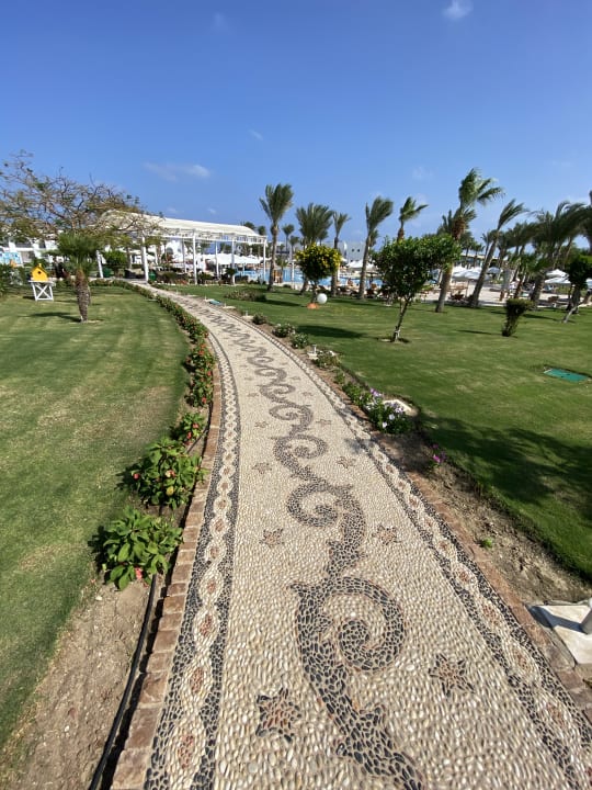 Gartenanlage Hilton Marsa Alam Nubian Resort