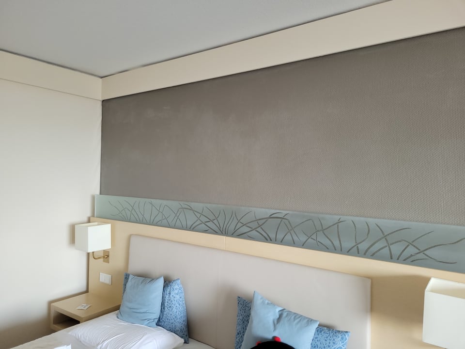 Zimmer ambassador hotel & spa