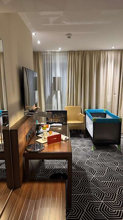 Zimmer Flemings Hotel Frankfurt Main-Riverside