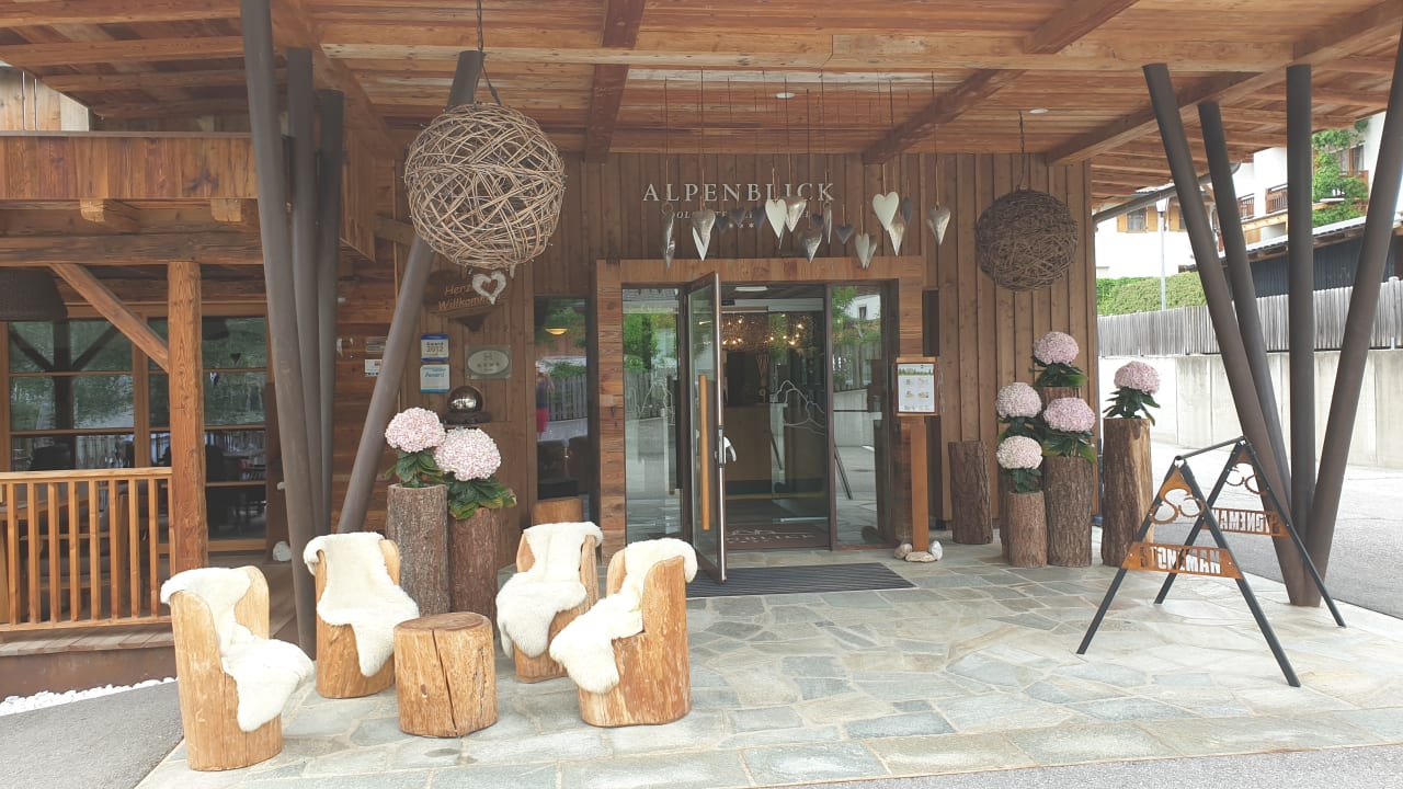 Lobby Hotel Alpenblick