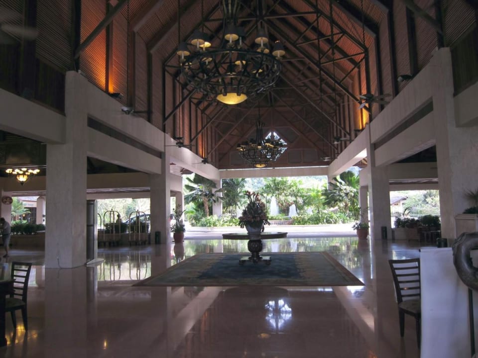 Lobby Hotel Nexus Resort Karambunai