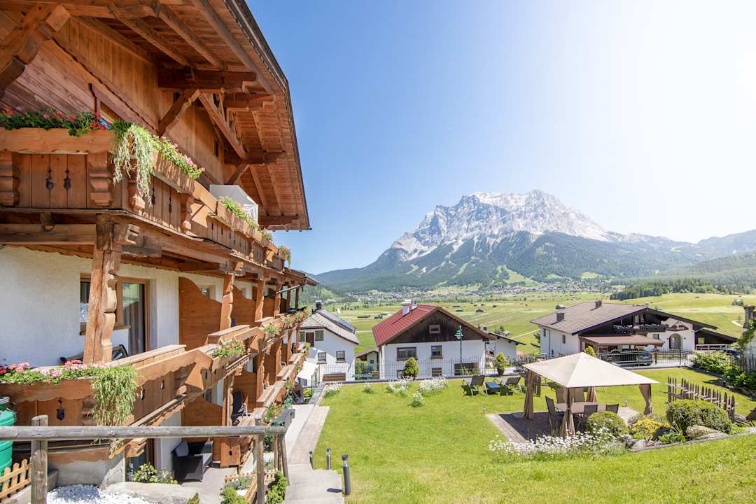 Außenansicht Pension Garni Alpenhof