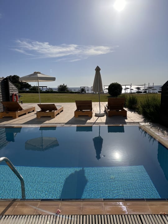 Außenansicht Asterias Beach Resort